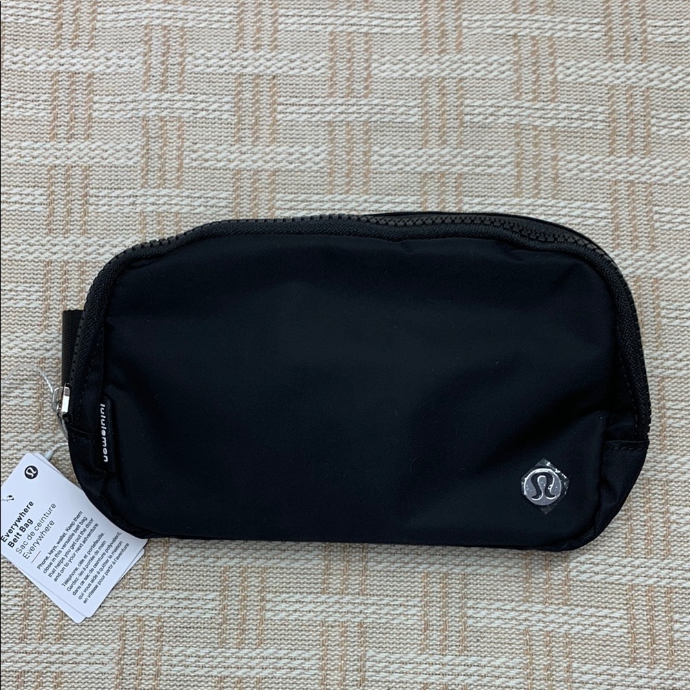 🍻 Lululemon Everywhere Belt Bag 1L - Onyx Black - Brand New with Original Tags